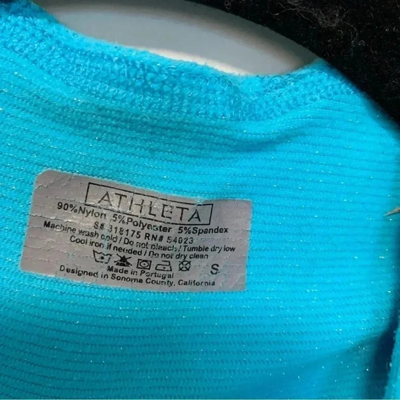 Athleta turquoise rushing full  zip jacket - Picture 3 of 4